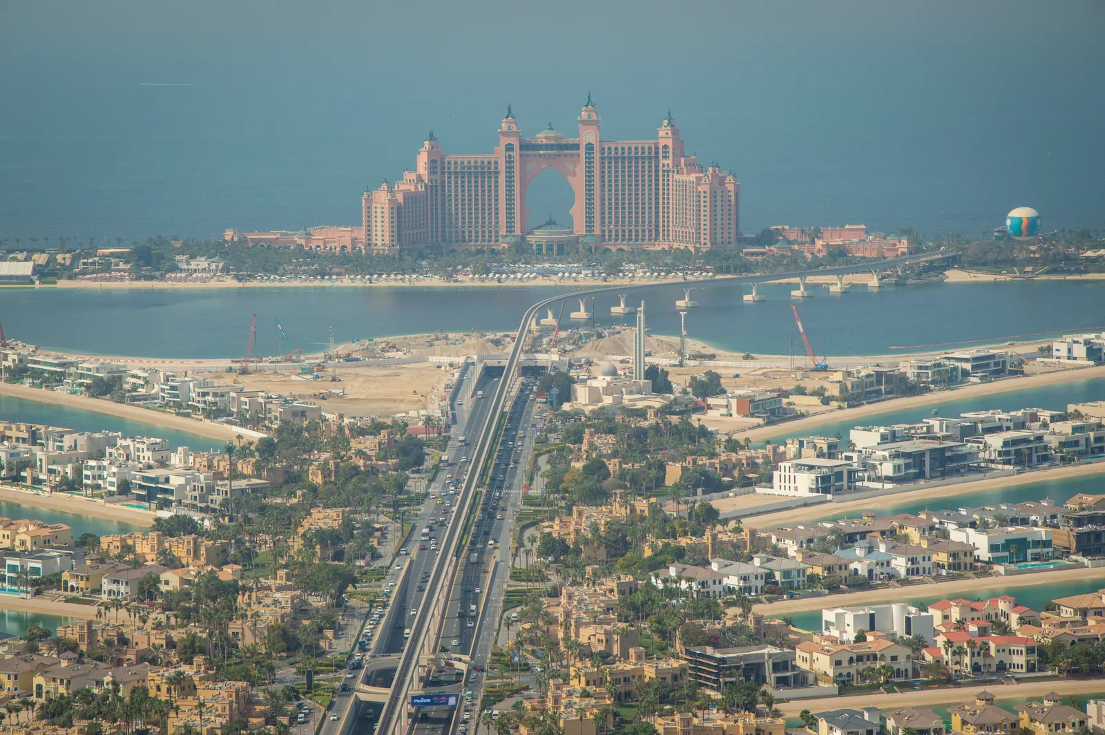 Stunning aerial view of Atlantis The Palm resort on a sunny day in Dubai.